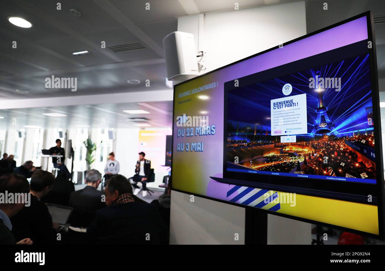 Saint Denis. 21st Mar, 2023. A TV screen shows the information of the