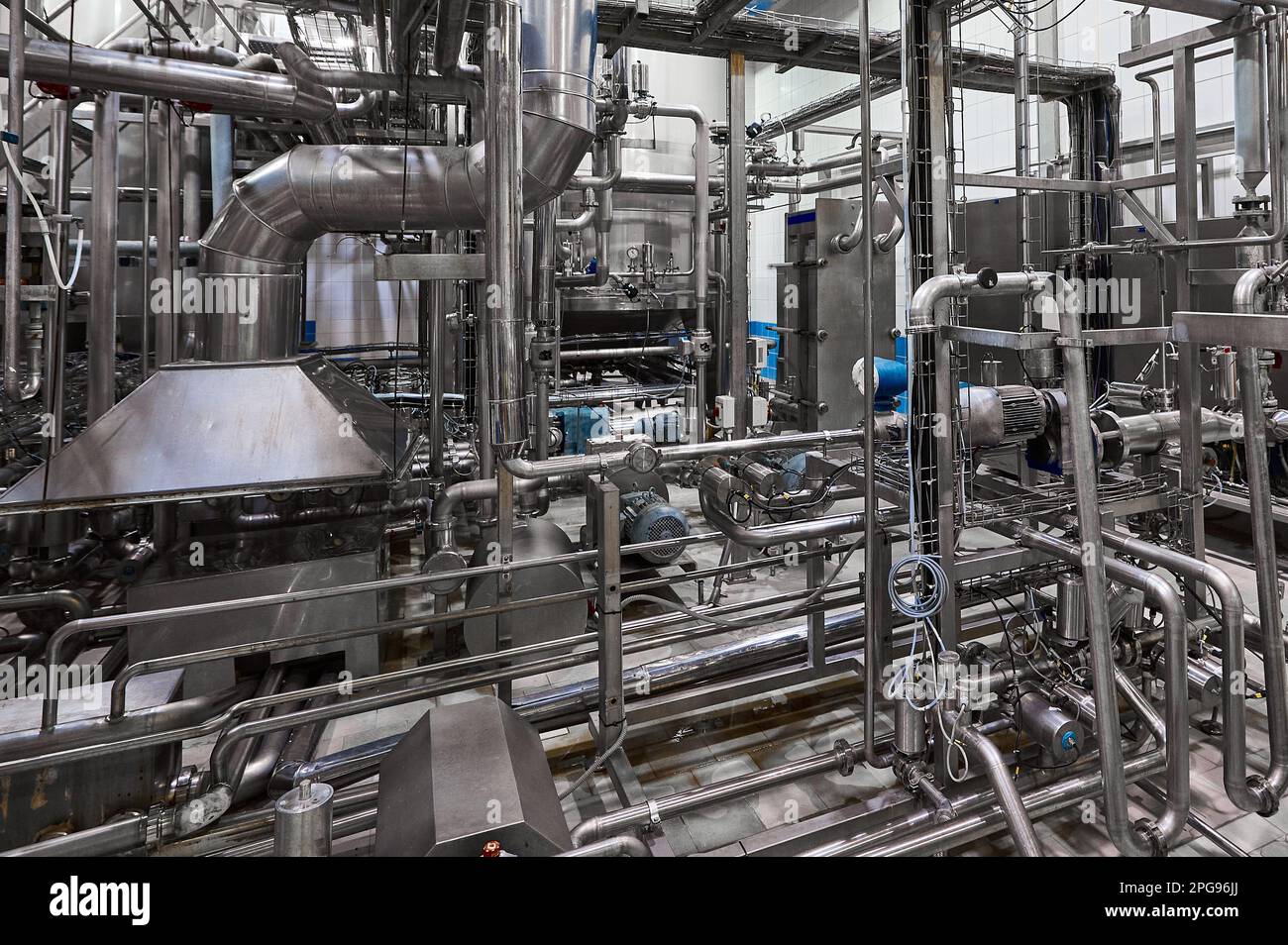 Tanks and pipeline system for fermented milk products making Stock