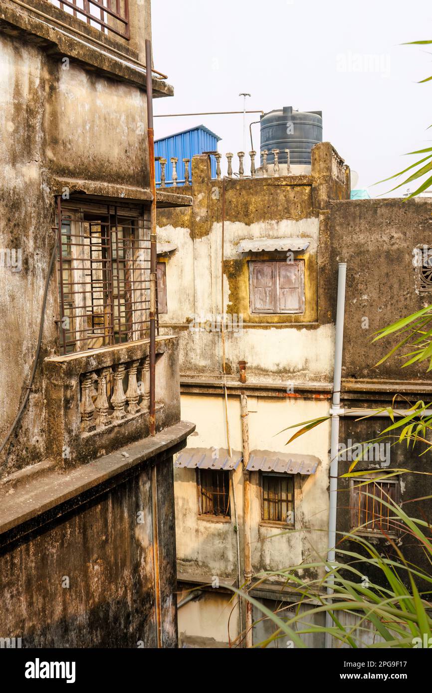 Rooftop view of local suburban buildings in Fariapukur, Shyam Bazar district, Kolkata (Calcutta), capital city of West Bengal, India Stock Photo