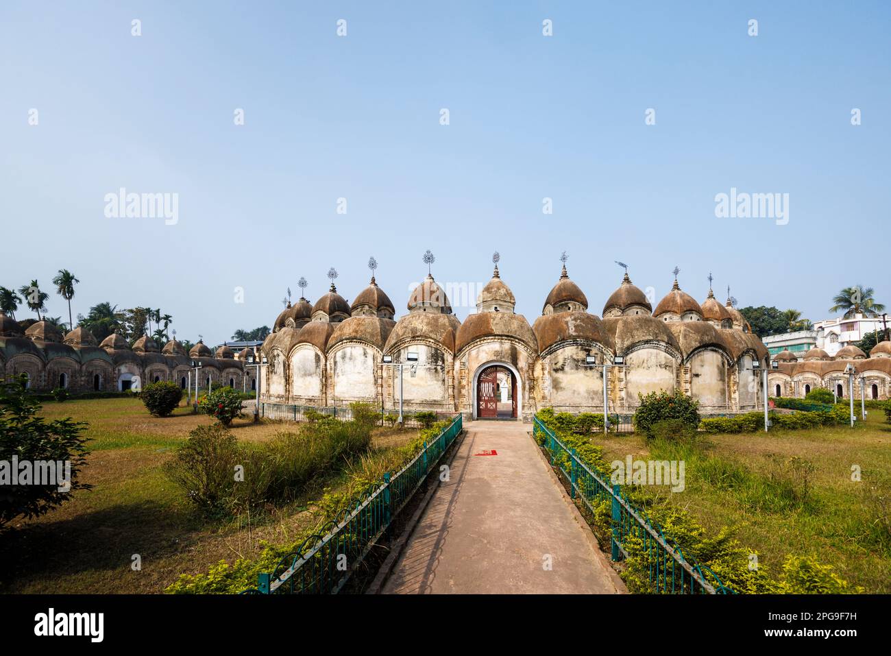 The iconic Hindu circular Nava Kailash or 108 Shiv Mandirs in Kalna or Ambika Kalna, a town in the Purba Bardhaman district of West Bengal, India Stock Photo