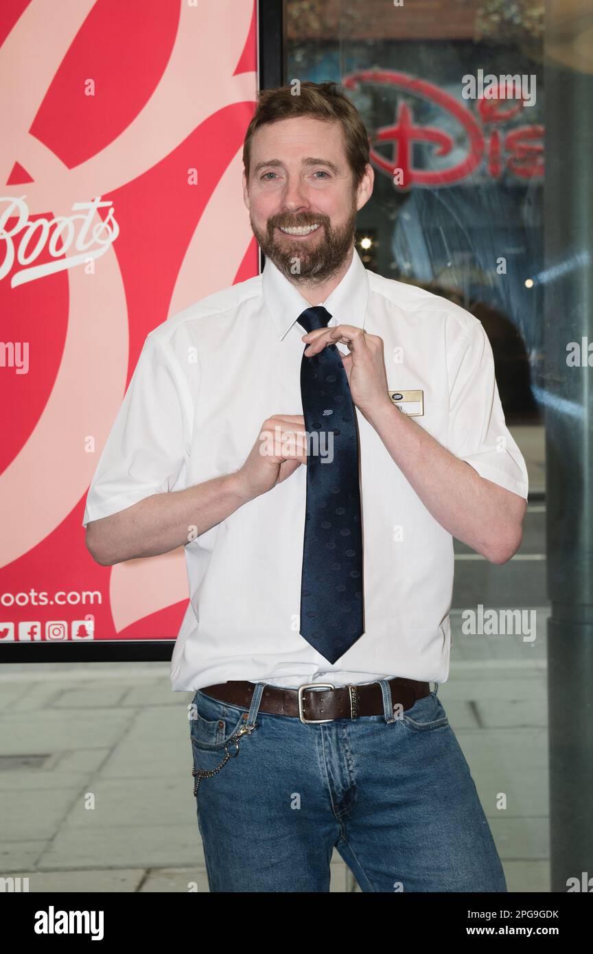 London, UK. 21st March 2023. Kaiser Chiefs Ricky Wilson launches Doctor Seaweed Weed&Wonderful supplements in Boots stores as ambassador for the brand, doctorseaweed.com. Cristina Massei/Alamy Live News Stock Photo