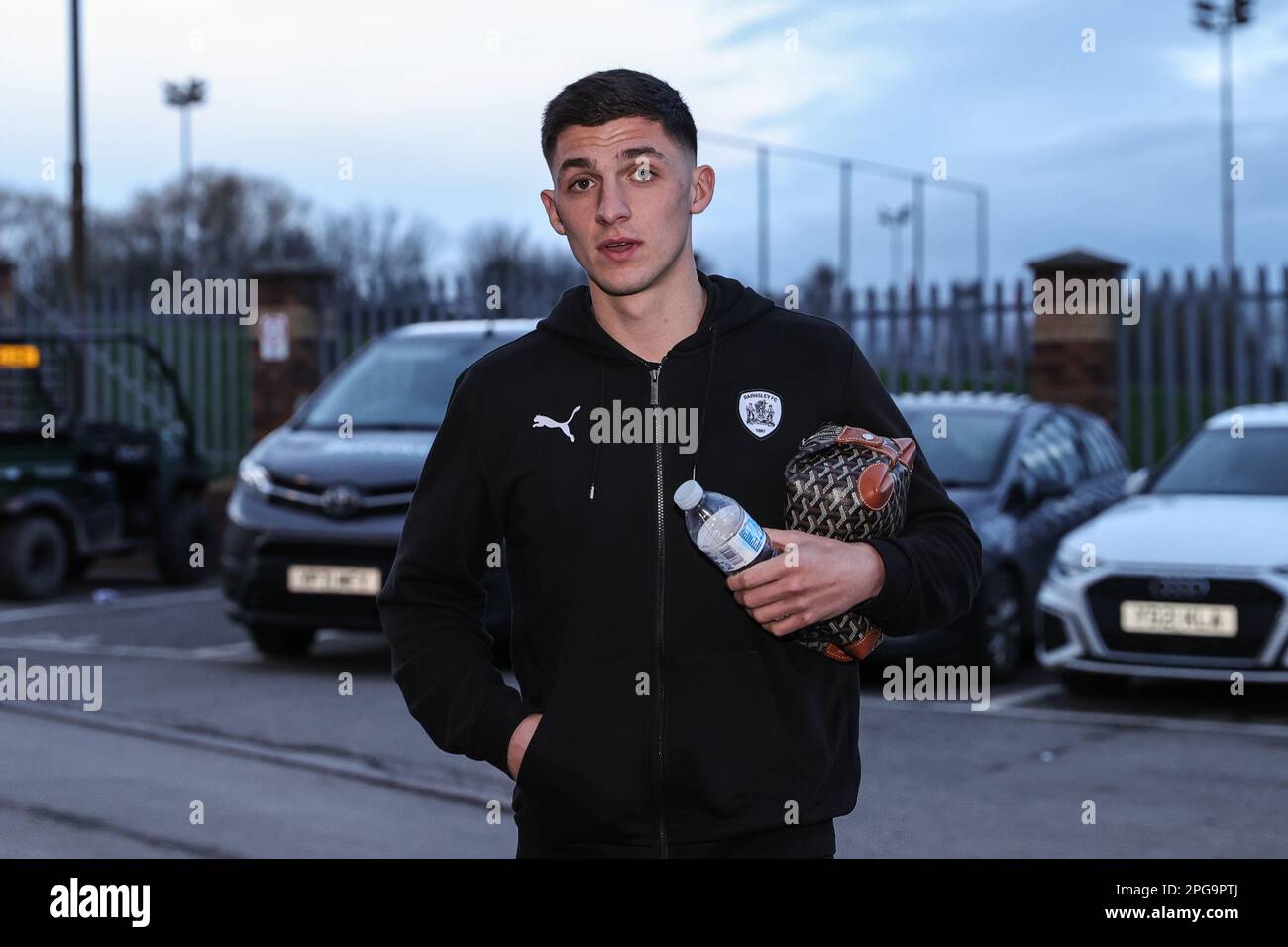 Bobby Thomas #12 of Barnsley arrives during the Sky Bet League 1 match Barnsley vs Sheffield Wednesday at Oakwell, Barnsley, United Kingdom, 21st March 2023  (Photo by Mark Cosgrove/News Images) Stock Photo