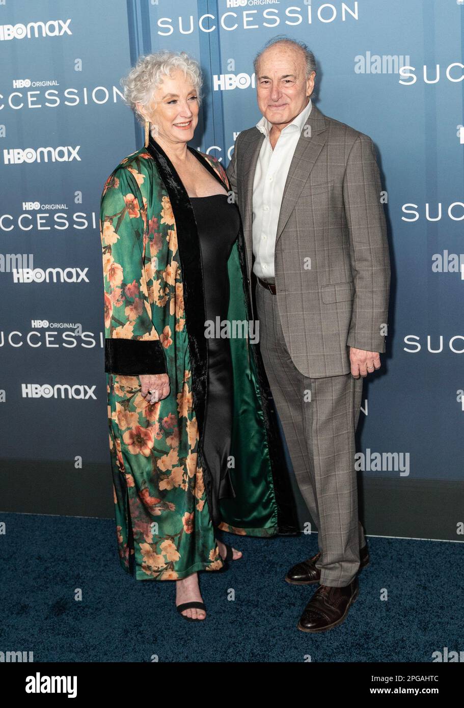 Peter Friedman (R) attends HBO's Peter Friedman (R) attends HBO's