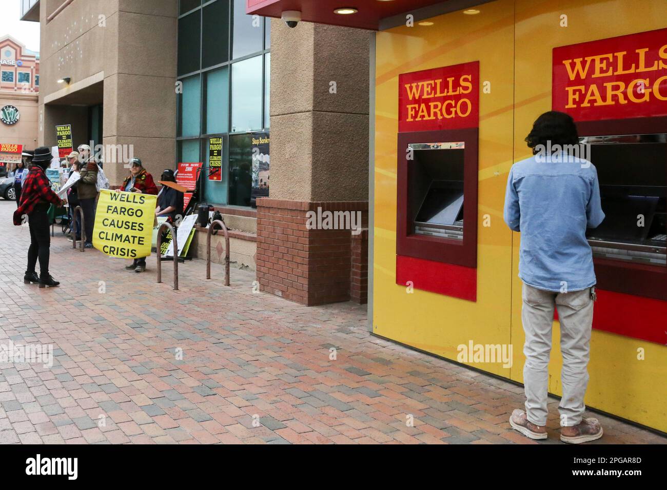 The Tempe branch of Wells Fargo Bank is the location for the Stop Dirty