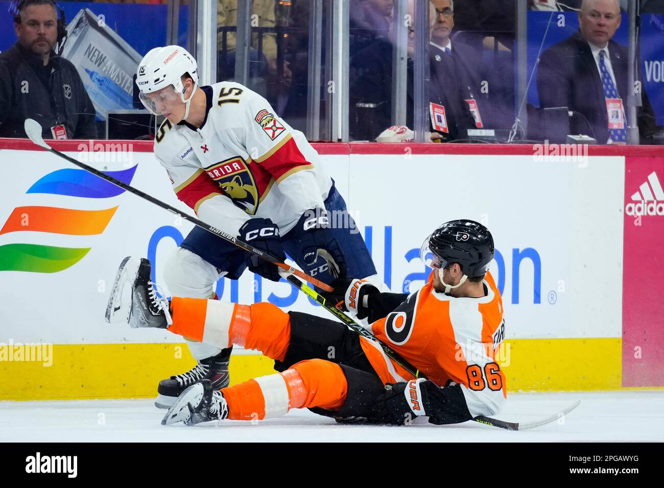 Florida Panthers' Anton Lundell plays during an NHL hockey game, Tuesday,  March 21, 2023, in Philadelphia. (AP Photo/Matt Slocum Stock Photo - Alamy