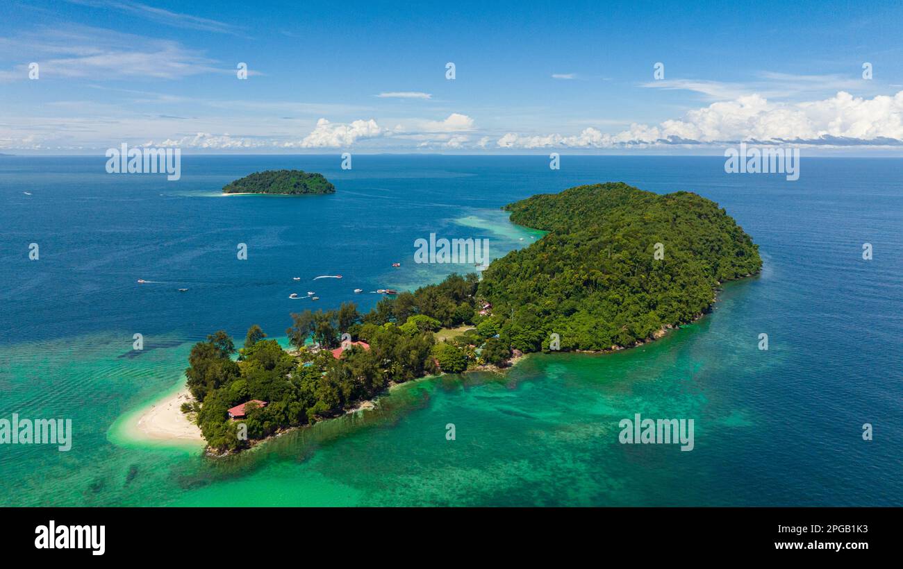 Tropical islands and beautiful beach. Manukan and Sulug islands. Tunku Abdul Rahman National Park. Kota Kinabalu, Sabah, Malaysia. Stock Photo