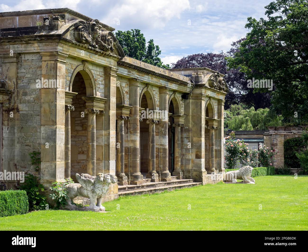 View of the Loggia by the Lake at Hever Castle Stock Photo - Alamy