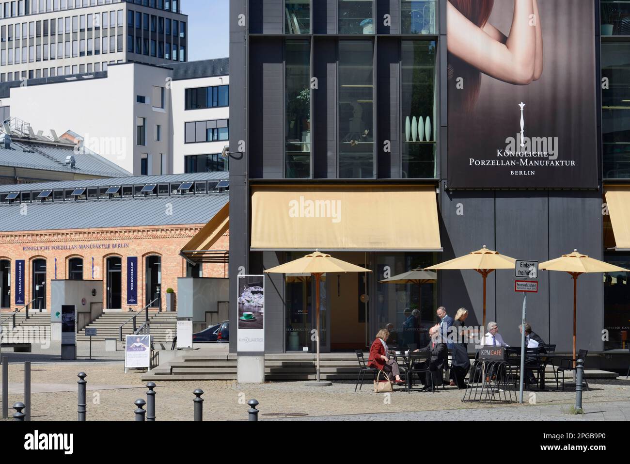 KPM World, Exhibition, Koenigliche Porzellan Manufaktur, Wegelystrasse ...