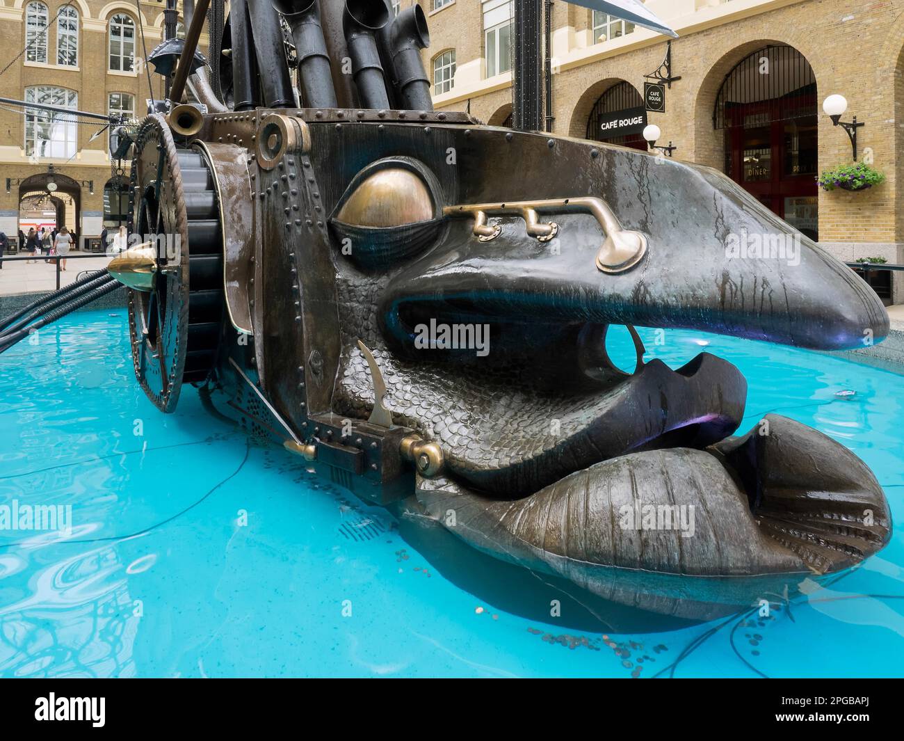 The Navigators by sculptor David Kemp at Hays Galleria in London Stock