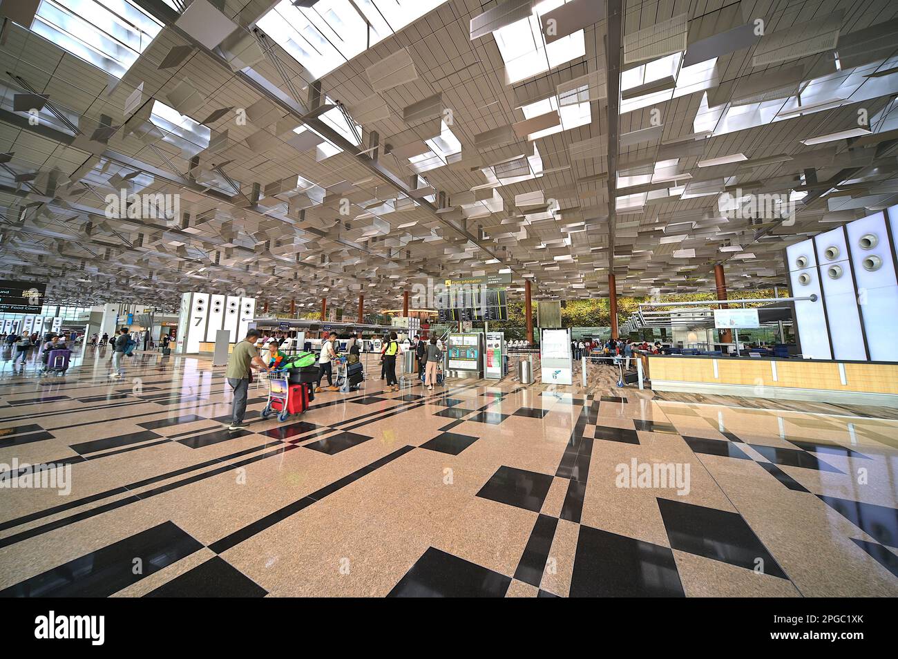 Changi Airport is a major international airport at the eastern end of Singapore, and is one of the largest transportation hubs in Asia. Terminal 3, lo Stock Photo