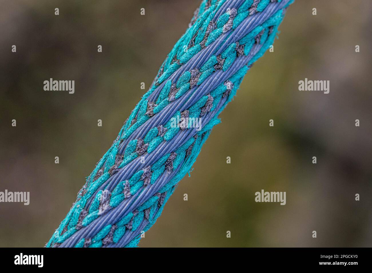 Unraveled rope hi-res stock photography and images - Alamy