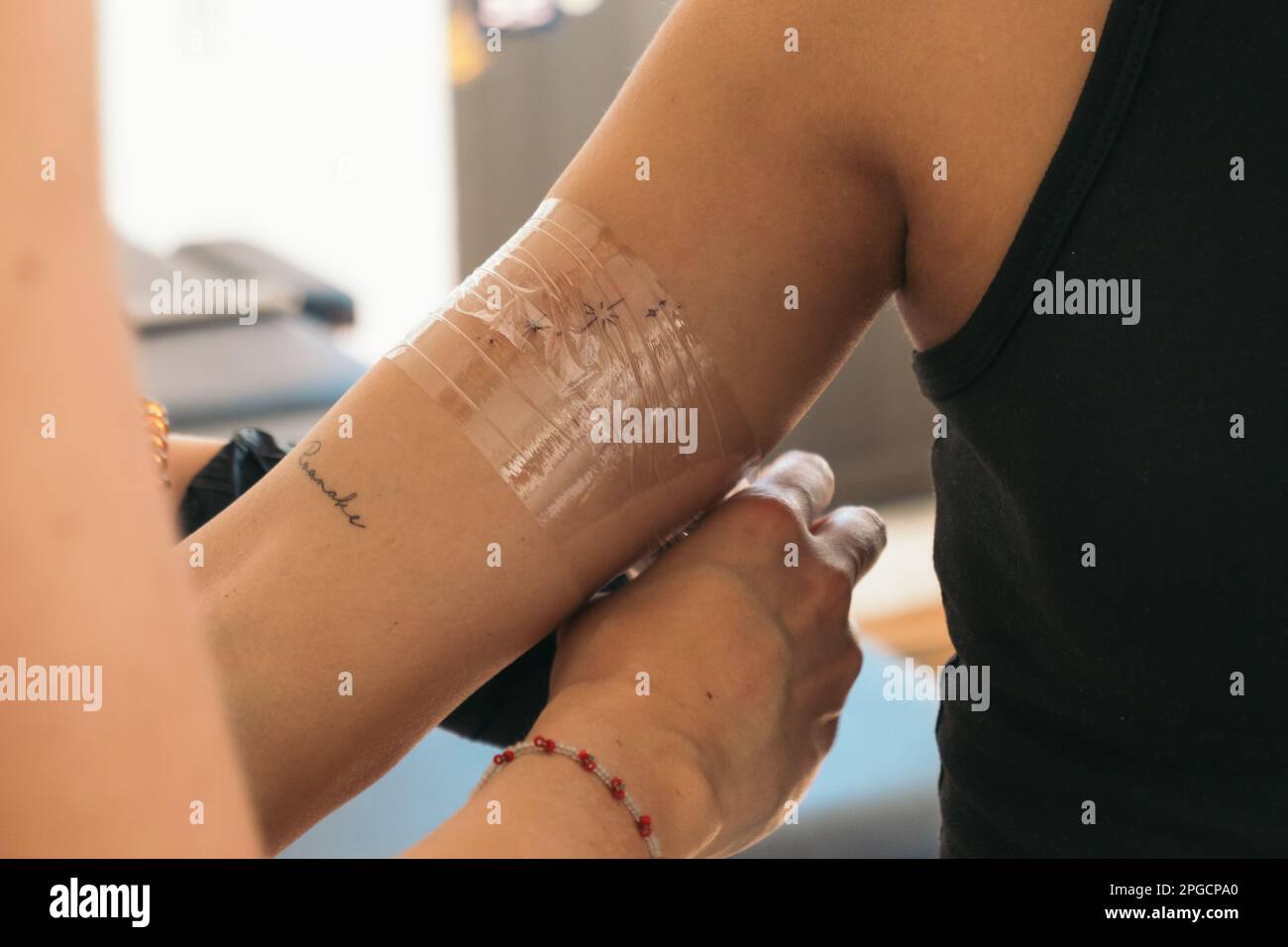 Details 65+ tattoo plastic wrap best esthdonghoadian