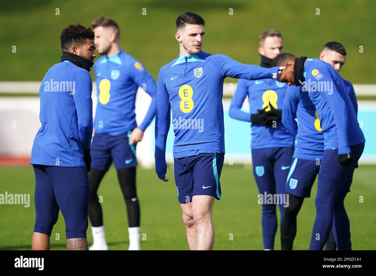 England's Declan Rice (centre) and Reece James during a training ...