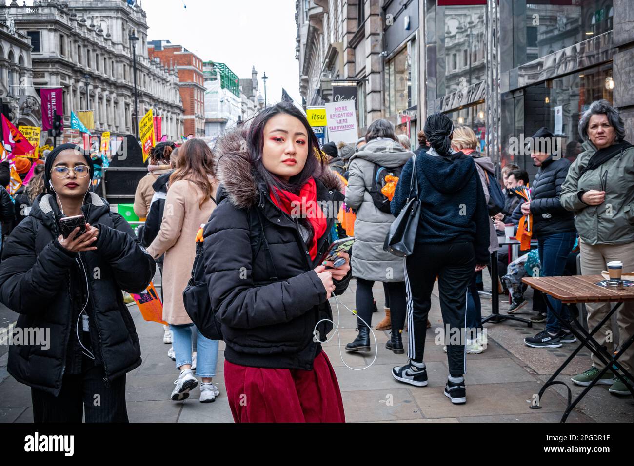 Multi cultural uk hi-res stock photography and images - Alamy