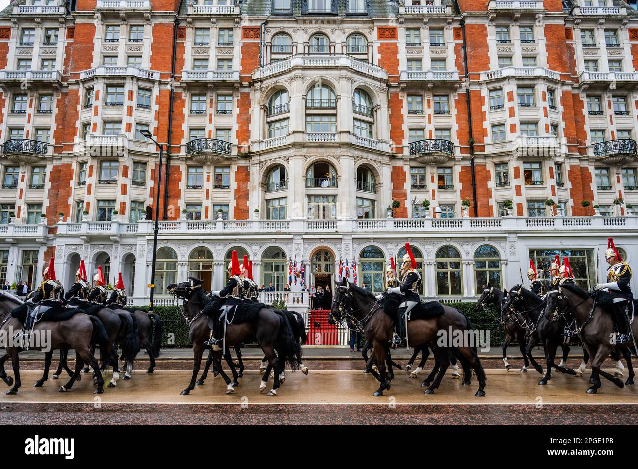 London, UK. 22 Mar 2023. Stopping outside the Mandarin Oriental to ...