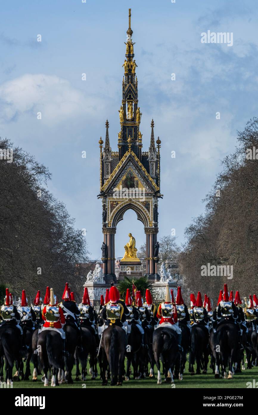 London, UK. 22 Mar 2023. The parade passes the Albert Memorial - The ...