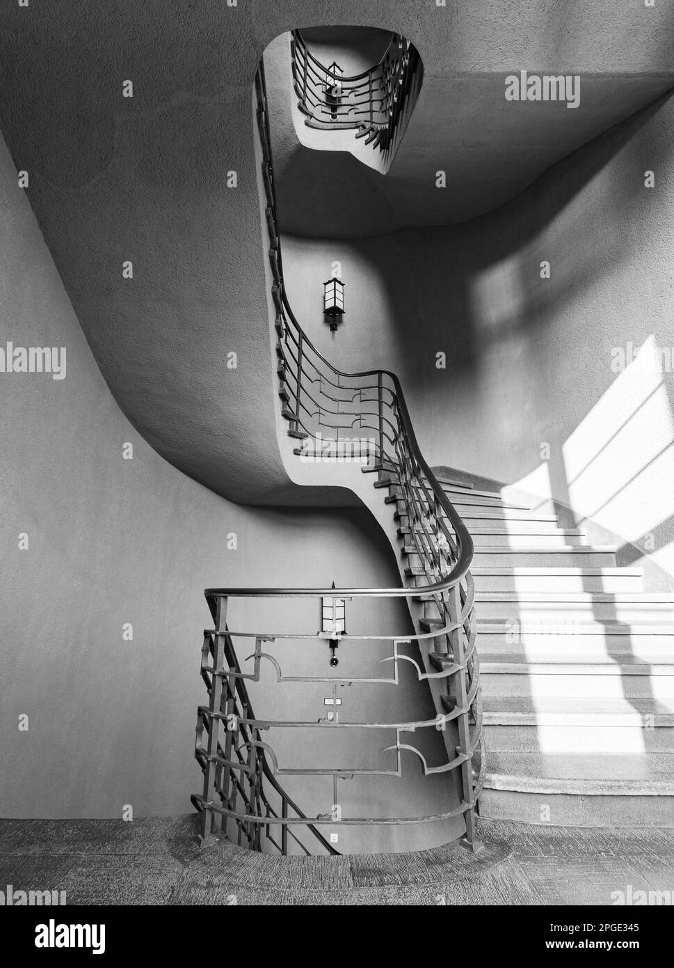 art deco staircase Stock Photo - Alamy