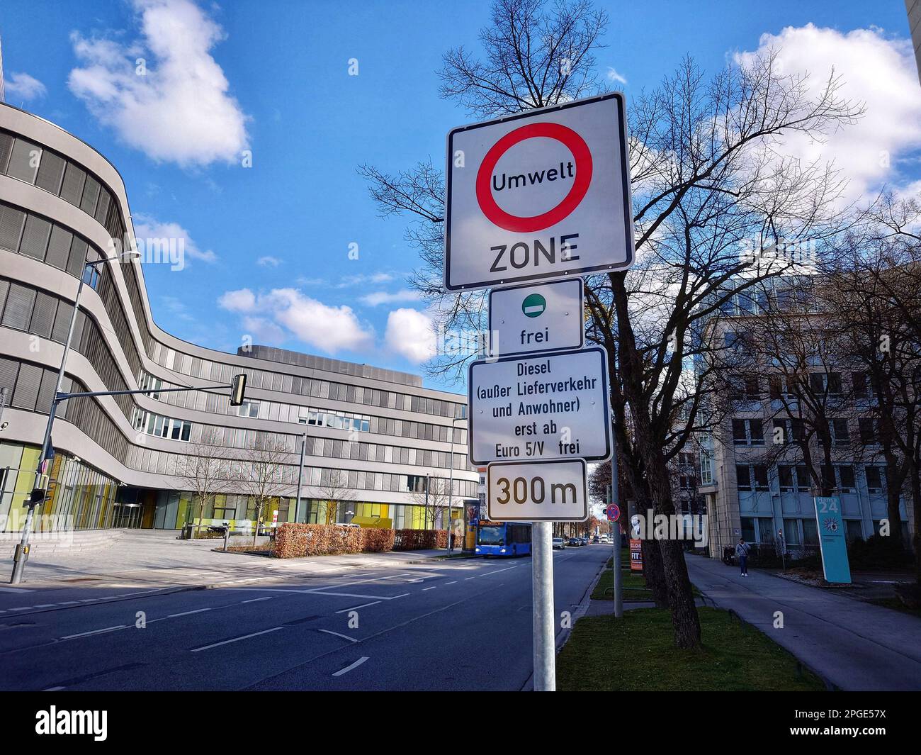 Munich, Bavaria, Germany. 22nd Mar, 2023. Signs near the Munich middle ring road indicating the regulations for diesel vehicles past that point. Due to worsening air quality, particularly high NOx levels, diesel vehicles have been banned in the green environmental zones of Munich unless with Euro 6 certification. The current exceptions allow for delivery vehicles and residents of the zone with Euro 5 and 6 which is set to end in October when Euro 6 becomes the norm. (Credit Image: © Sachelle Babbar/ZUMA Press Wire) EDITORIAL USAGE ONLY! Not for Commercial USAGE! Stock Photo