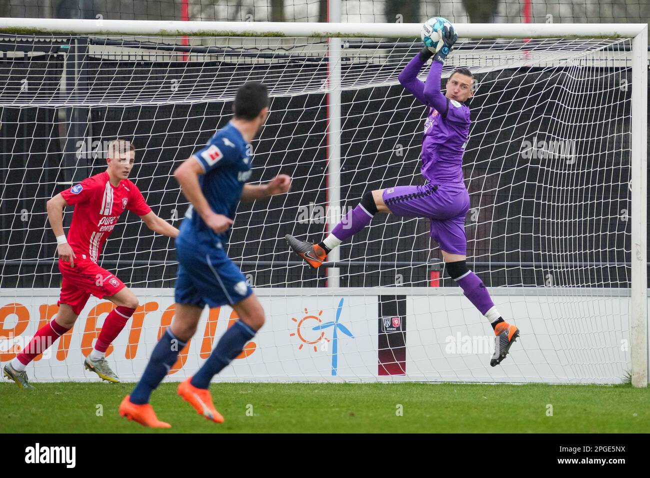 Hengelo, Netherlands. 22nd Mar, 2023. HENGELO, NETHERLANDS - MARCH 22:  Myron Bostdorp of FC Twente looks on during the International Club Friendly  match between FC Twente and VFL Bochum at Trainingscomplex Hengelo