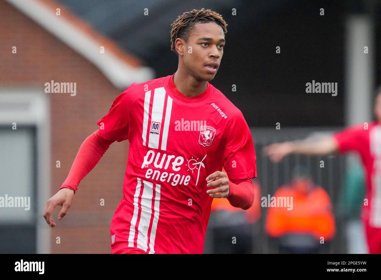 Hengelo, Netherlands. 22nd Mar, 2023. HENGELO, NETHERLANDS - MARCH 22:  Myron Bostdorp of FC Twente looks on during the International Club Friendly  match between FC Twente and VFL Bochum at Trainingscomplex Hengelo