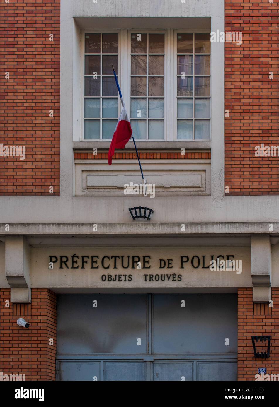 Objets trouvés paris hi-res stock photography and images - Alamy