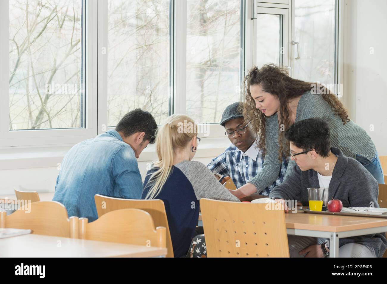 University canteen food men hires stock photography and images Alamy