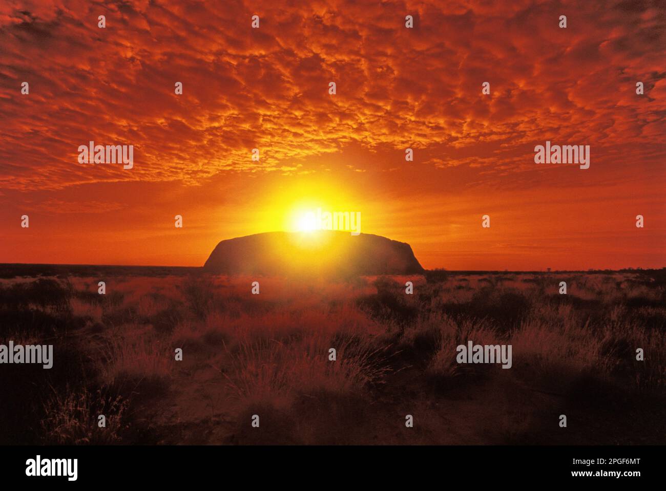 AYERS ROCK ULURU KATA TJUTA NATIONAL PARK NORTHERN TERRITORY AUSTRALIA Stock Photo