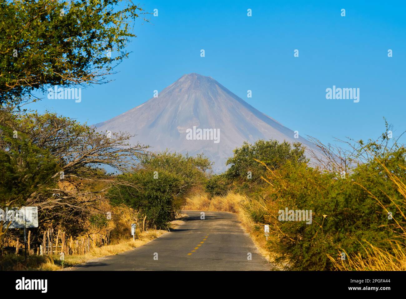 Volcano mexico colima lava hi-res stock photography and images - Alamy