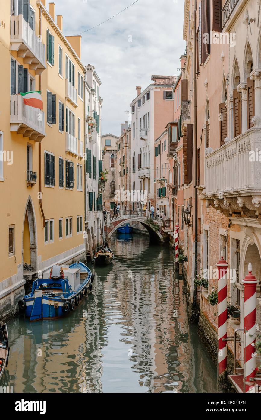 Bridge located in venice hi-res stock photography and images - Alamy