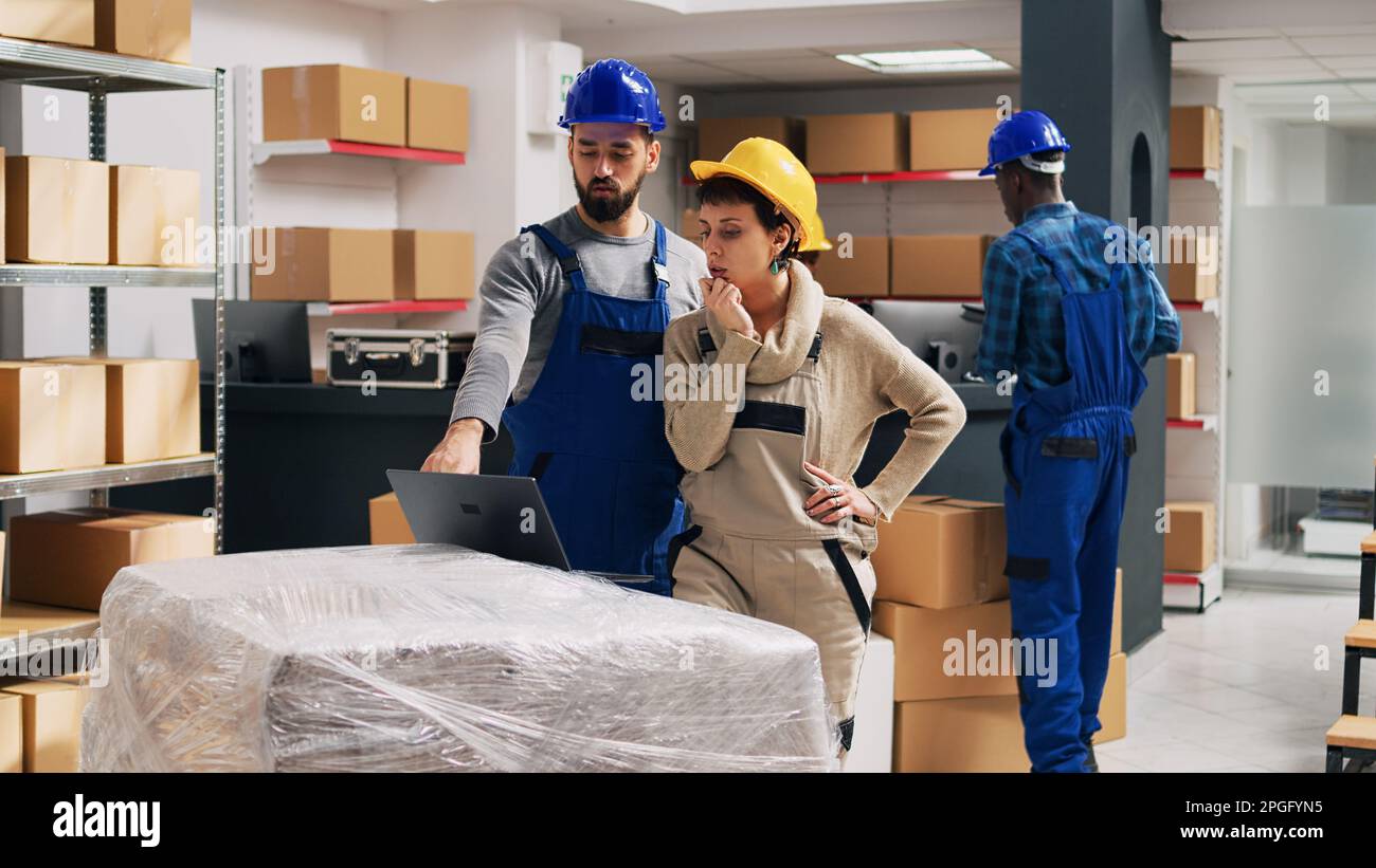 Cargo stock thinking business hi-res stock photography and images - Alamy