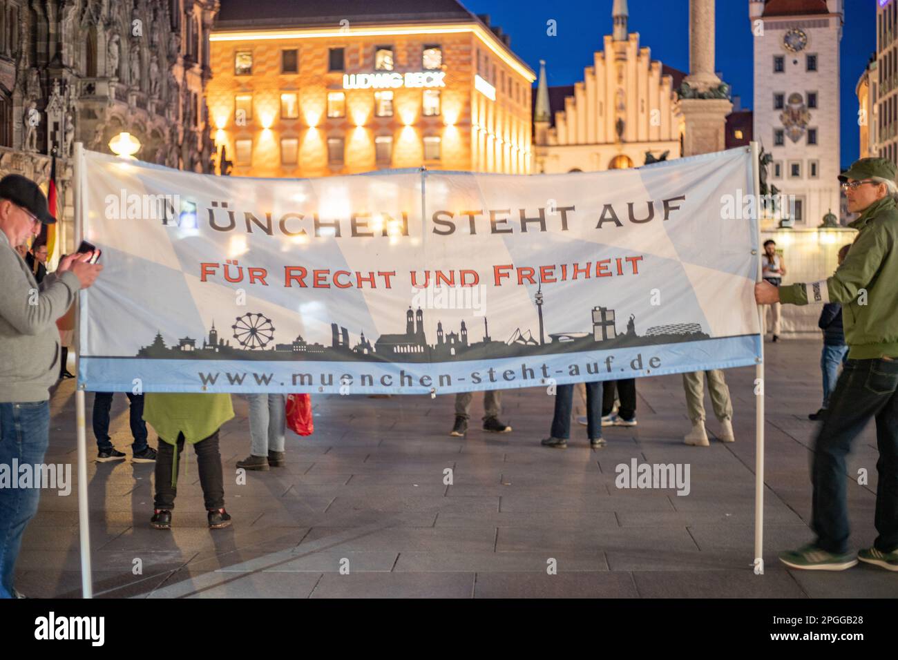Munich, Germany. 22nd Mar, 2023. Hundreds of people gathered in Munich on March 22, 2023, to demonstrate for a supposed clarification of the pandemic, partly for a surrender of Ukraine, against all arms deliveries and a removal of the German government. Among them were predominantly Covid deniers, Reichsbuerger ( sovereign citizens ) and Putinists. (Photo by Alexander Pohl/Sipa USA) Credit: Sipa USA/Alamy Live News Stock Photo