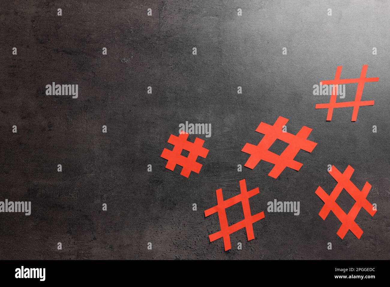 Hashtag Paper Red paper cutout symbols hi-res stock photography and images - Alamy