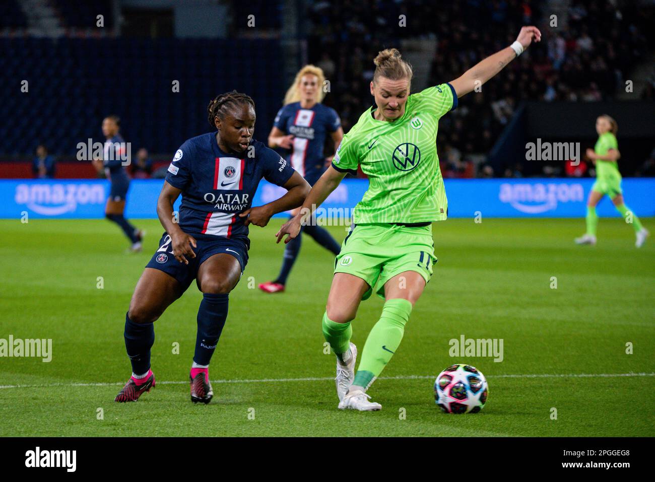 Paris, France. 22nd Mar, 2023. Sandy Baltimore of Paris Saint Germain and Alexandra Popp of VFL Wolfsburg fight for the ball during the UEFA Women's Champions League, Quarter-finals, 1st leg football match between Paris Saint-Germain and VfL Wolfsburg on March 22, 2023 at Parc des Princes stadium in Paris, France - Photo Antoine Massinon/A2M Sport Consulting/DPPI Credit: DPPI Media/Alamy Live News Stock Photo