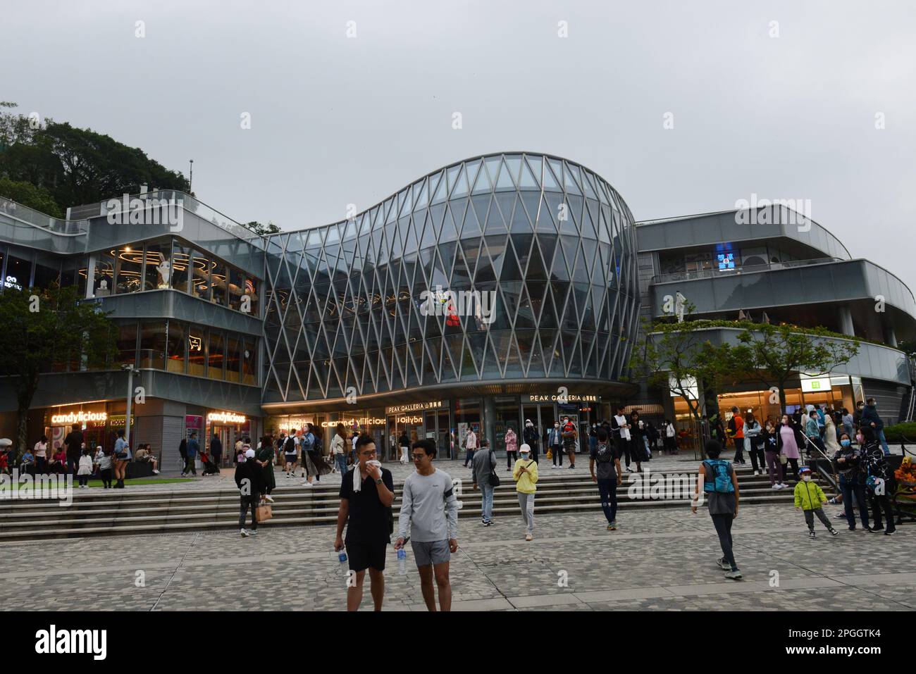 The Peak Galleria shopping mall in Hong Kong Stock Photo - Alamy