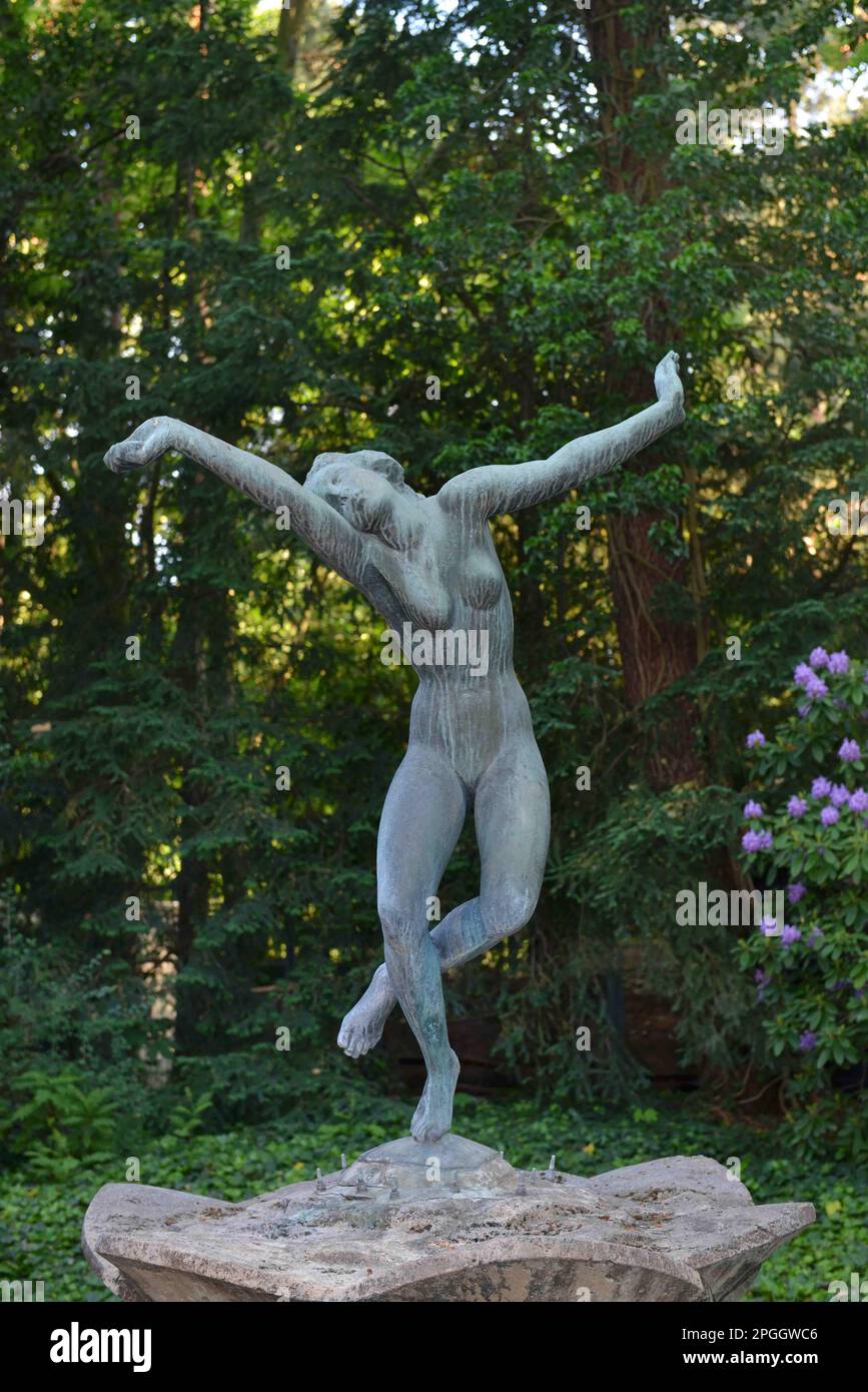 Dancers' Fountain, Garden, Georg Kolbe Museum, Sensburger Allee ...