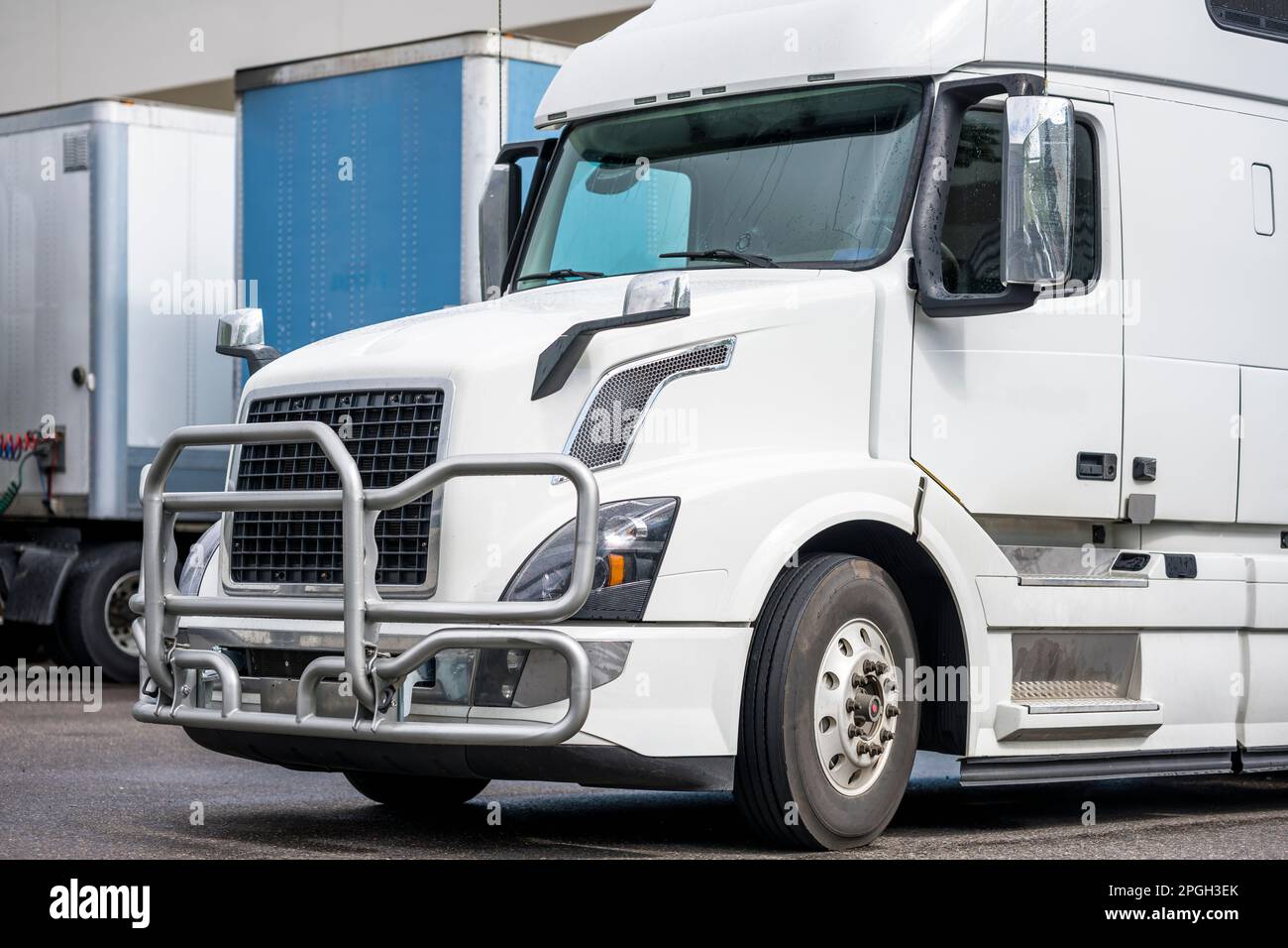 Industrial big rig semi truck tractor with pipe grille guard and semi ...