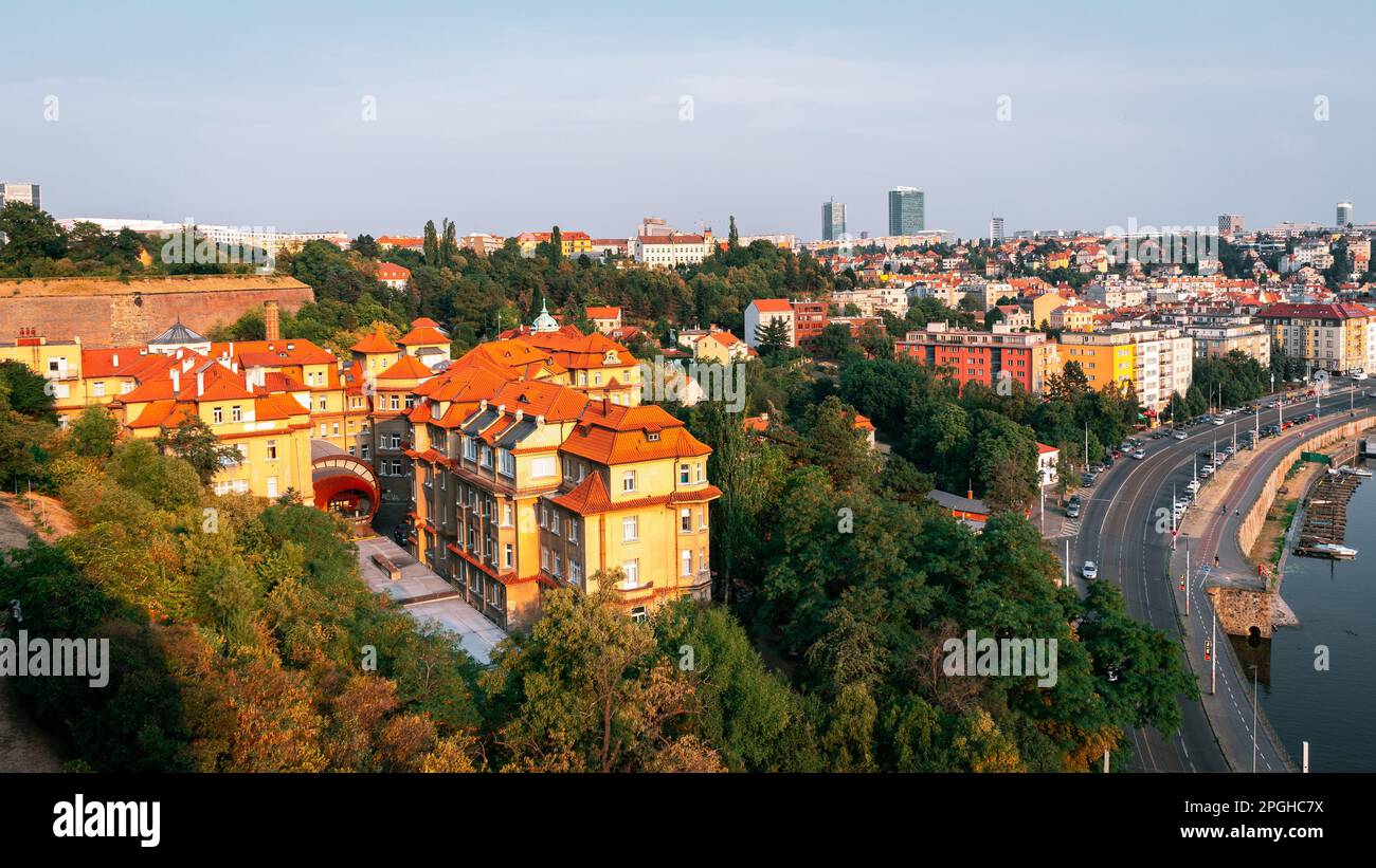 City skyline panoramic view hi-res stock photography and images - Alamy