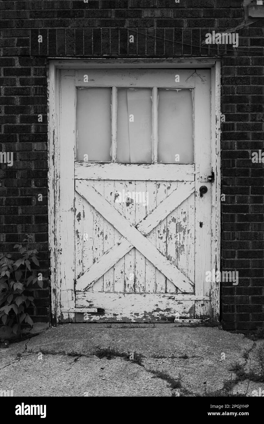 Solid timber door Black and White Stock Photos & Images - Alamy