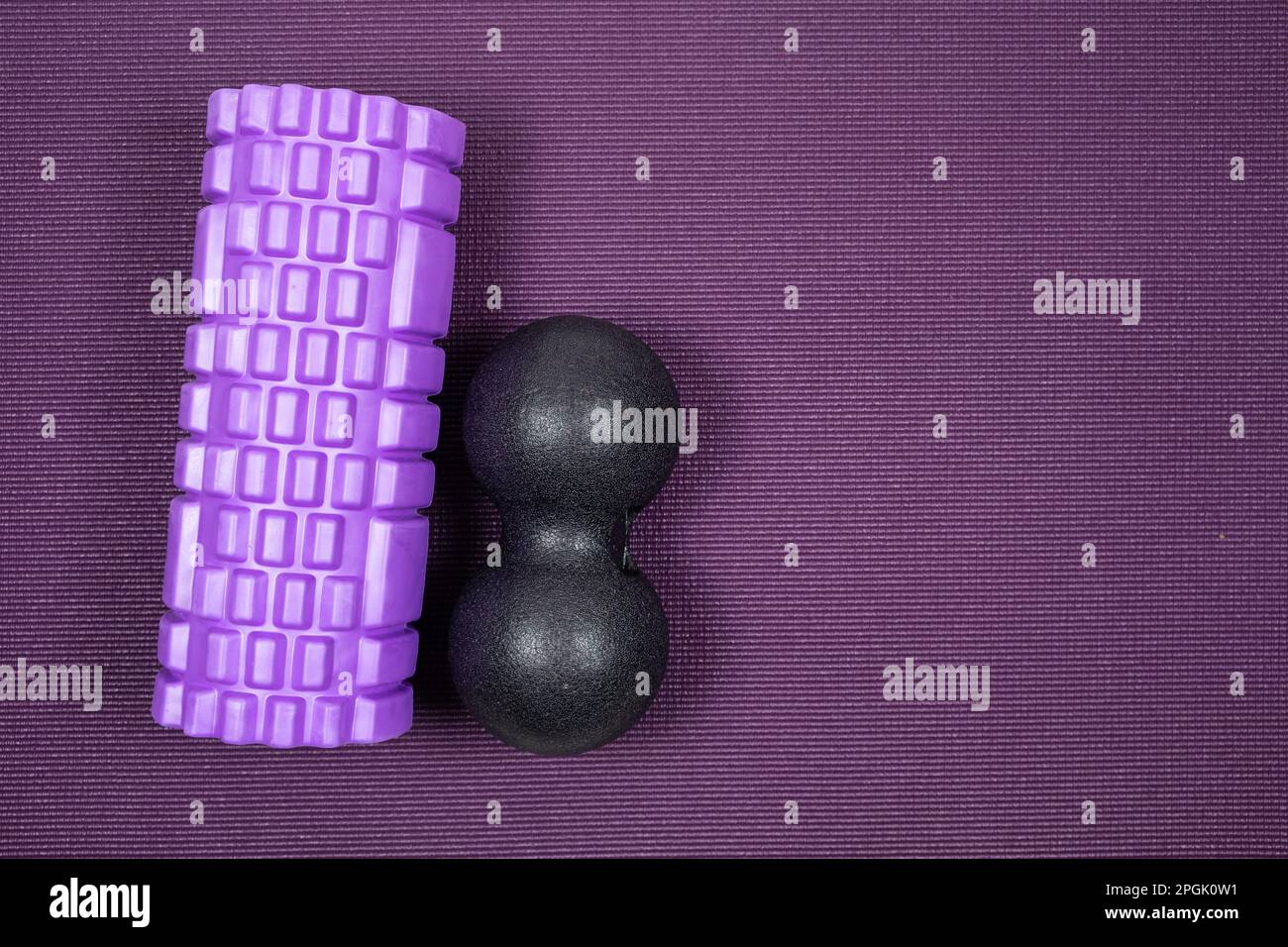 Massage roller and double ball to relax the muscles. Sports equipment