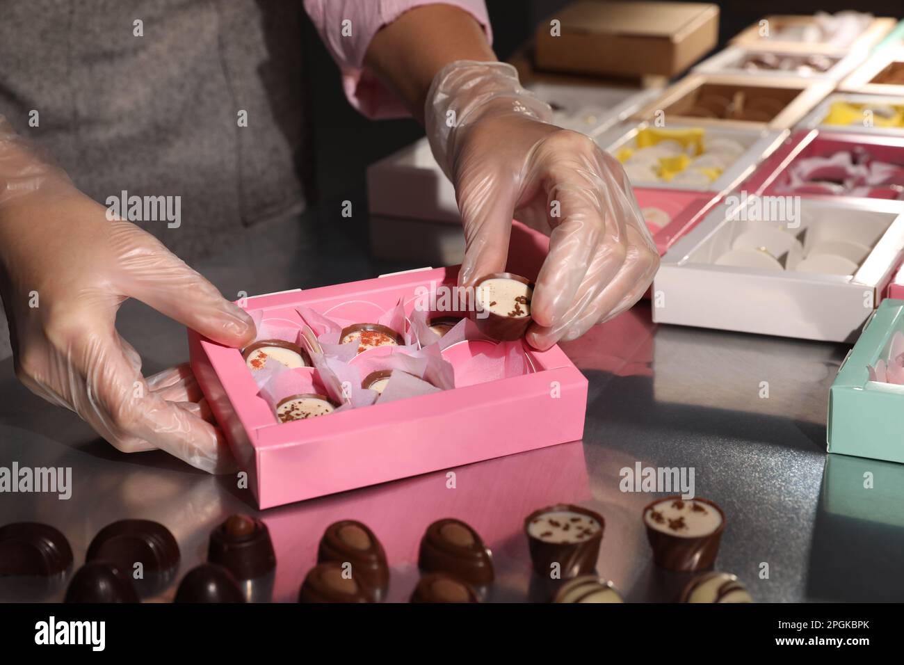 Pink candy production hi-res stock photography and images - Alamy