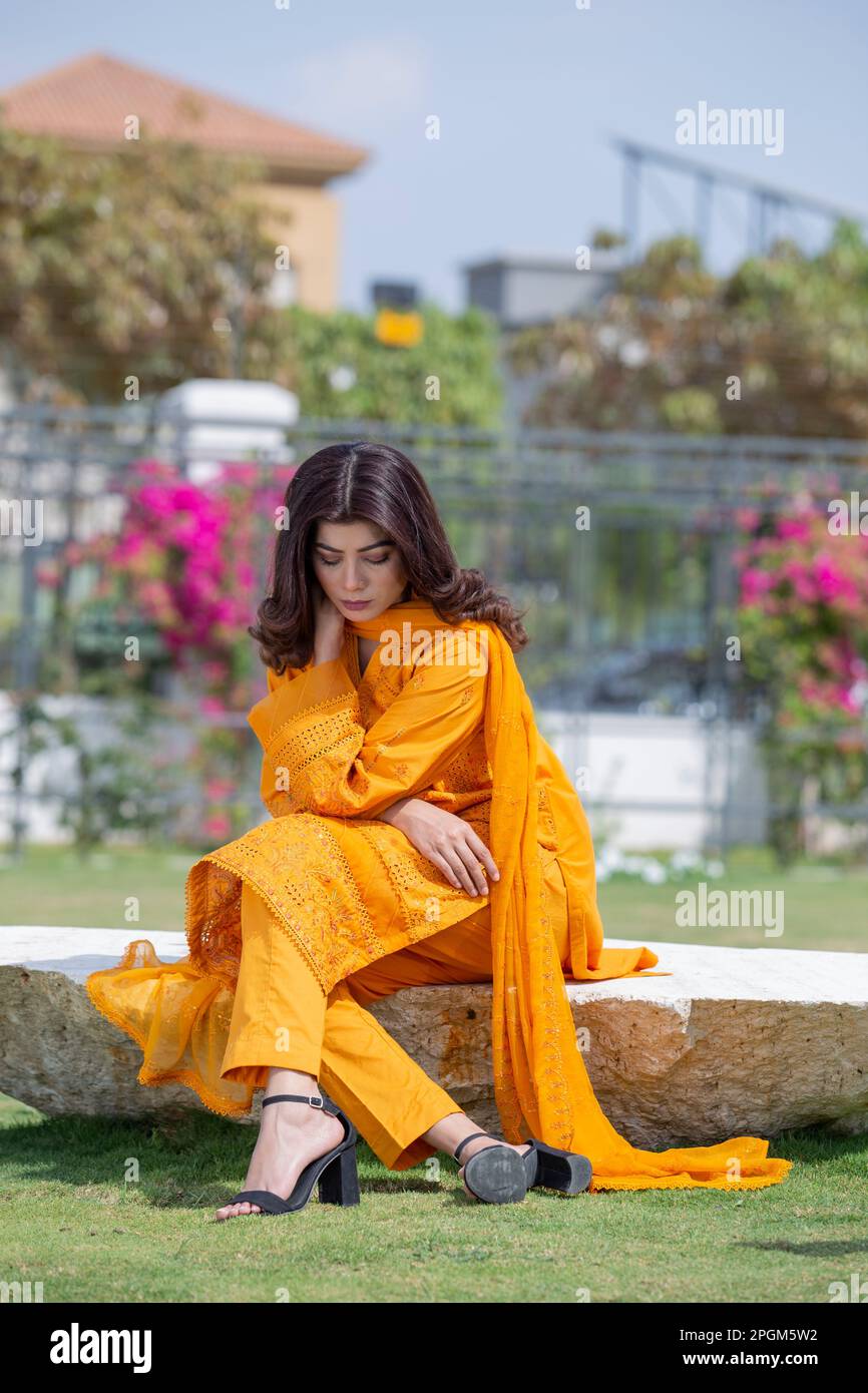 What do you look like when you wear a salwar suit? - Quora