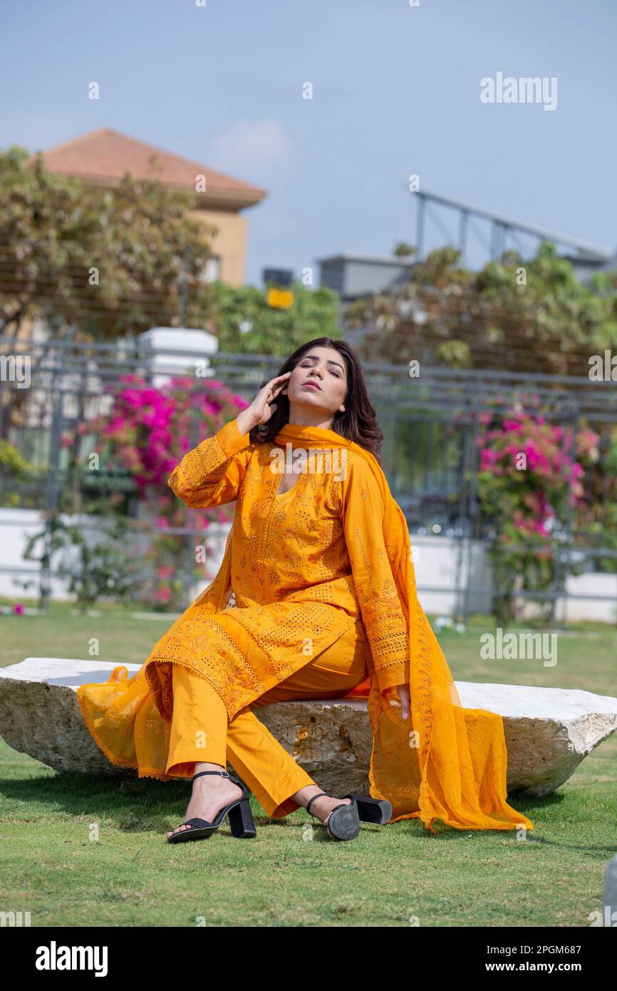 Rubina shares her new pictures in pink salwar kameez, See photos here |  NewsTrack English 1