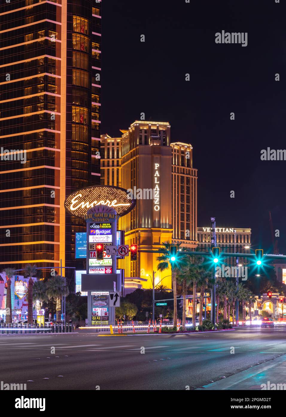 A picture of the South Las Vegas Boulevard at night, with parts of the Encore at Wynn Las Vegas