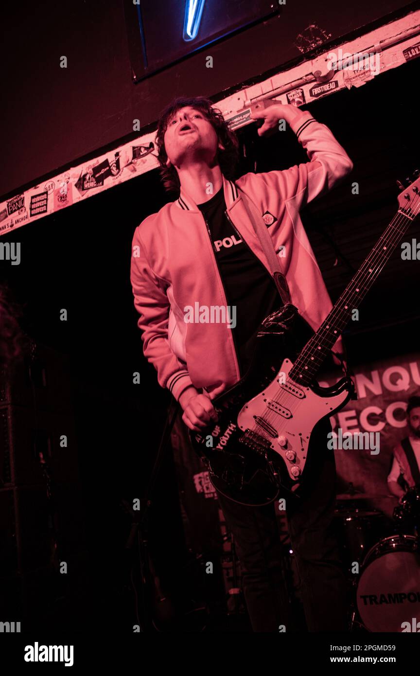 London, UK, 22nd March 2023. Frontman Jack Jones and Trampolene play a live  gig at The Fighting Cocks pub in Kingston to launch their new album Kiss No  Less Than A Queen