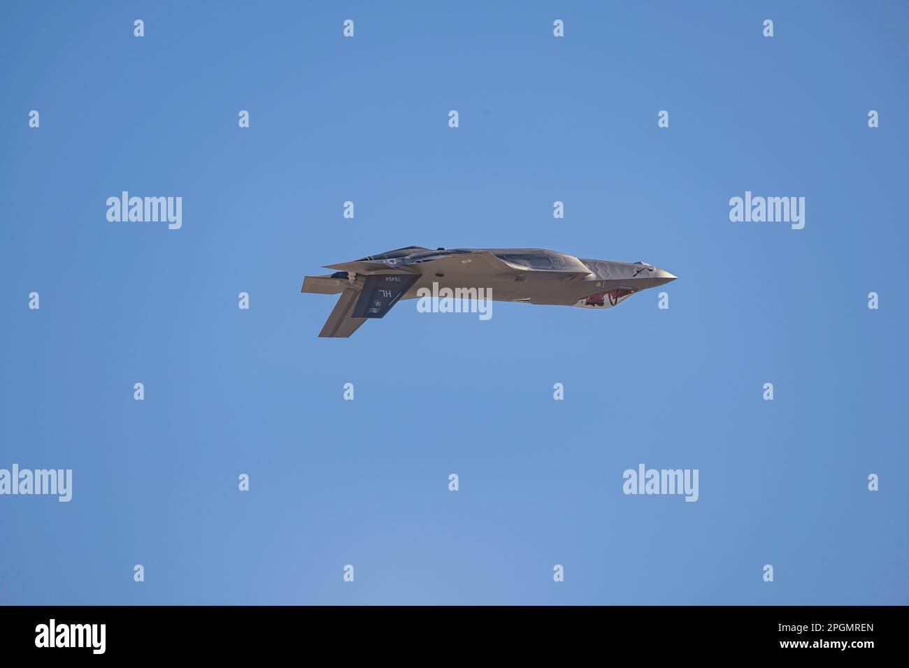 Las Vegas, NV - November 6, 2022: USAF F-35 Lightning II 5th Generation Fighter Jet Does a Demo during the Aviation Nation airshow at Nellis AFB. Stock Photo