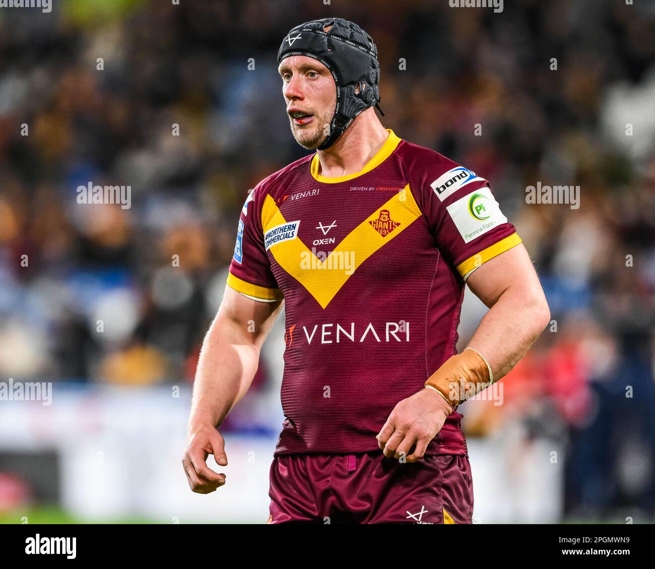 Chris Hill #8 of Huddersfield Giants during the Betfred Super League Round 6 match Huddersfield Giants vs St Helens at John Smith's Stadium, Huddersfield, United Kingdom, 23rd March 2023  (Photo by Craig Thomas/News Images) Stock Photo