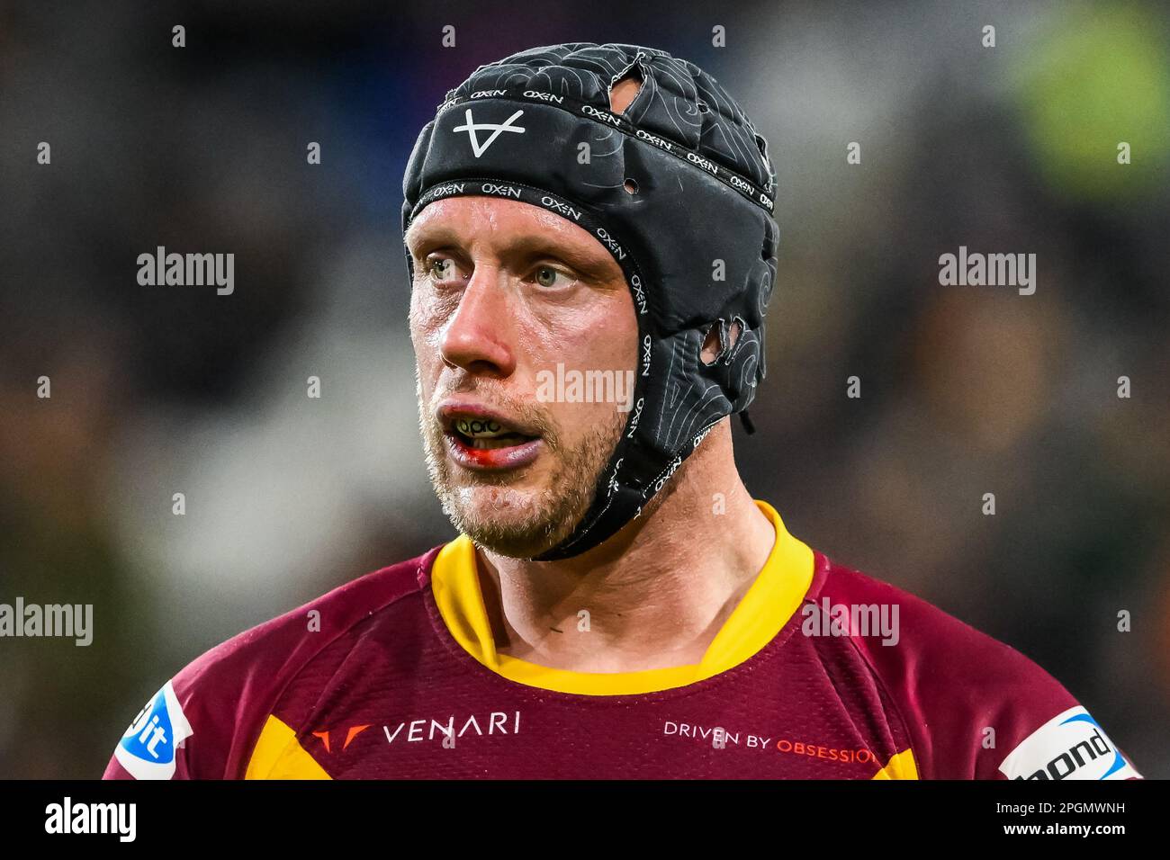 Chris Hill #8 of Huddersfield Giants during the Betfred Super League Round 6 match Huddersfield Giants vs St Helens at John Smith's Stadium, Huddersfield, United Kingdom, 23rd March 2023  (Photo by Craig Thomas/News Images) Stock Photo