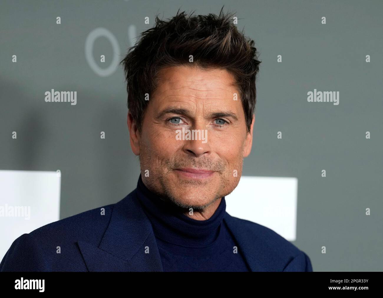 Rob Lowe poses at the premiere of the Netflix series "Unstable