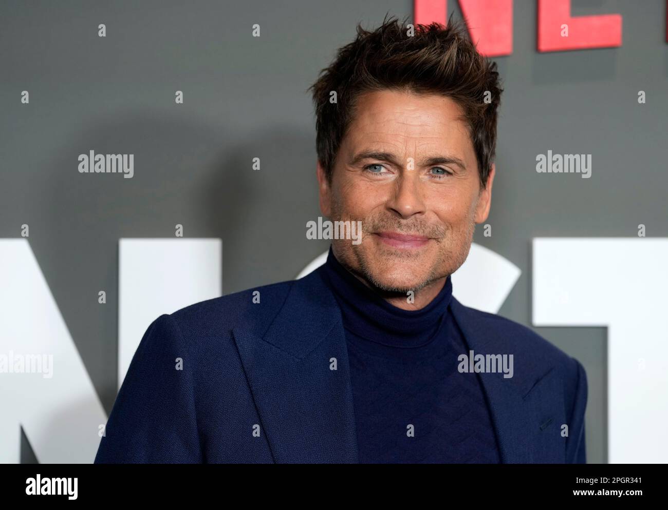 Rob Lowe poses at the premiere of the Netflix series "Unstable