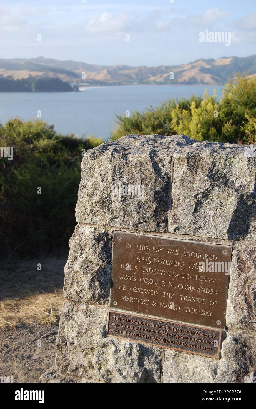 Plaque commemorating 1769 naming of Mercury Bay by Capt. James Cook, overlooking the bay in the Coromandel area of the North Island of New Zealand. Stock Photo
